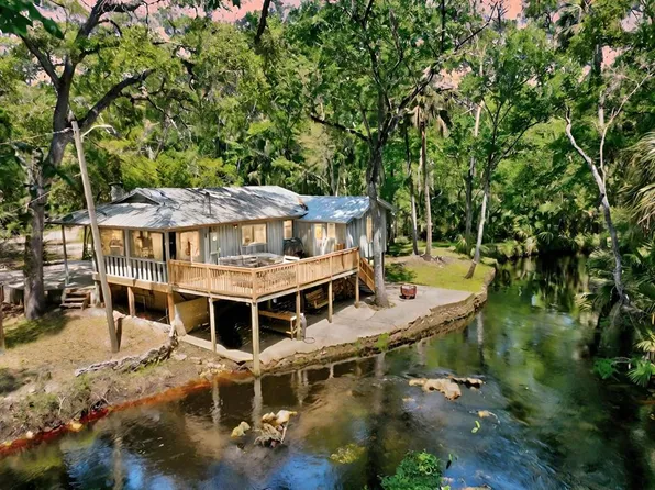 1532 NE Cedar St, Steinhatchee, FL 32359