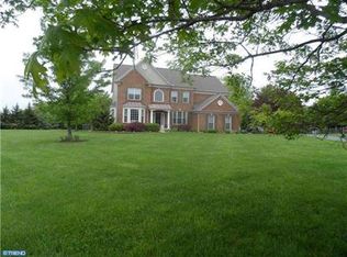 7 Hickory Dr, Glen Mills, PA 19342