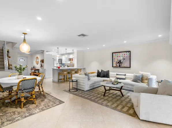 32 Stratford Lane #C, Boynton Beach, FL 33436
