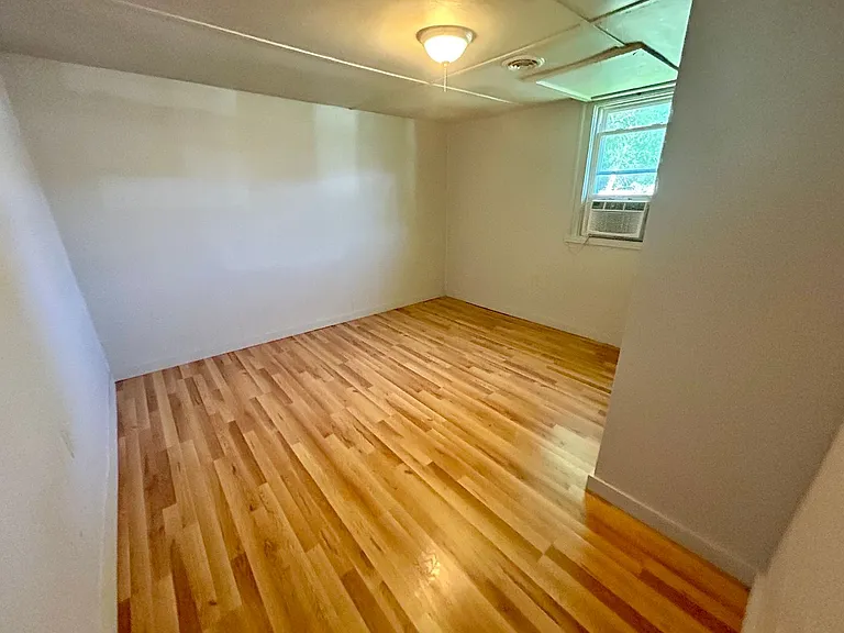 346 E 2nd St #2 — Photo 7