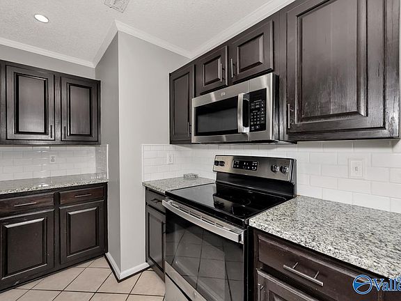 4th image of 1809 Liberty Dr Unit 1809