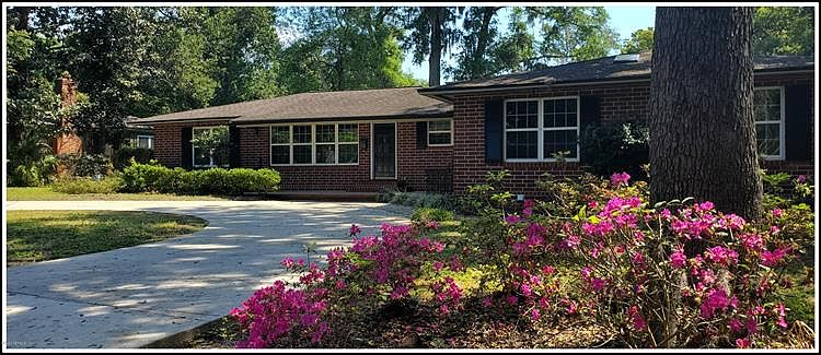 1st image of 135 Janelle Ln #1