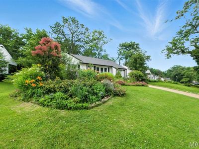 7142 Circleview Dr, Saint Louis, MO, 63123