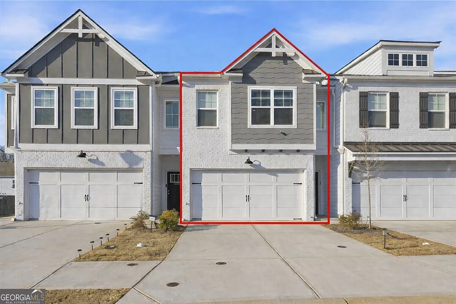 1884 Aron Ln photo 1