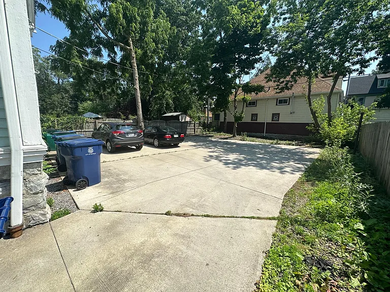 33 Norwood Ave — Photo 19