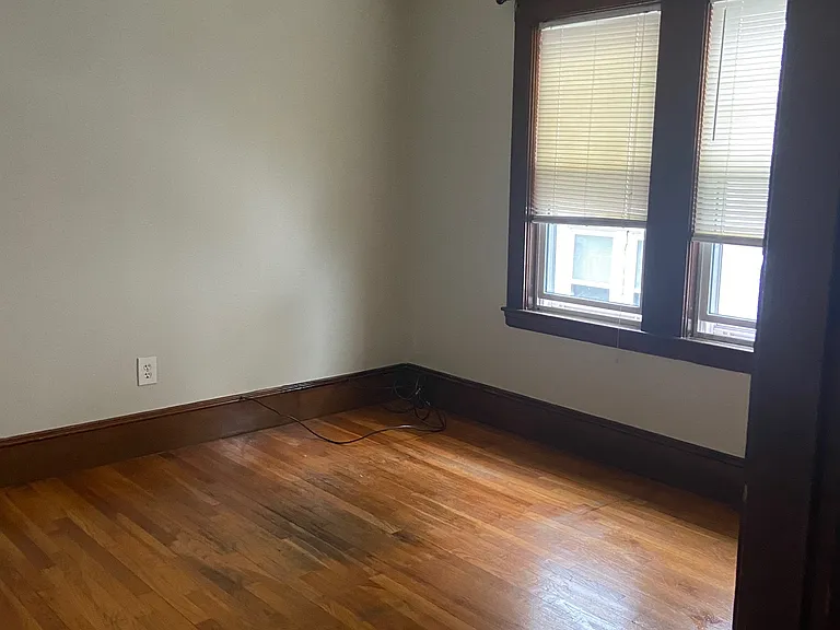 34-36 Cedrus Ave #1 — Photo 8