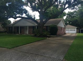 1403 Bellaire Blvd, Alvin, TX 77511