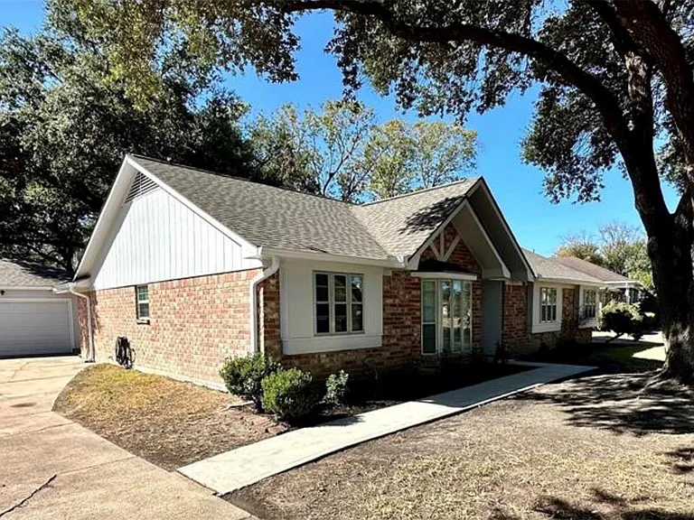 4310 Cinnabar Dr — Photo 5