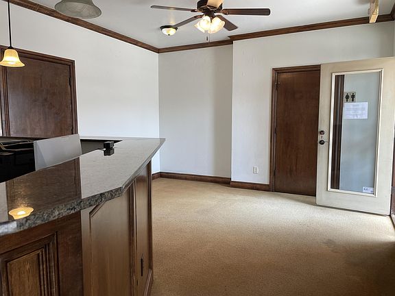 4th image of 1620 N Broadway St #1