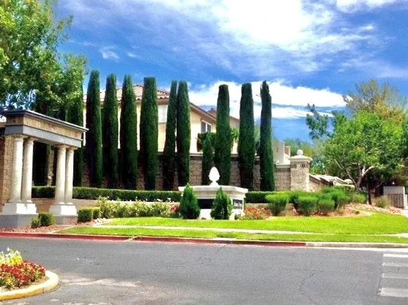 3014 Panorama Ridge Dr, Henderson, NV 89052