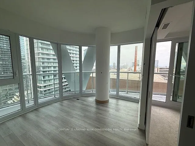 230 Simcoe St #2512 — Photo 22