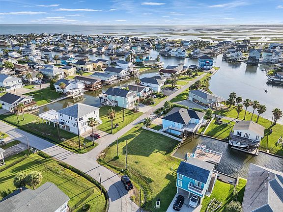3rd image of 0 Pompano Way