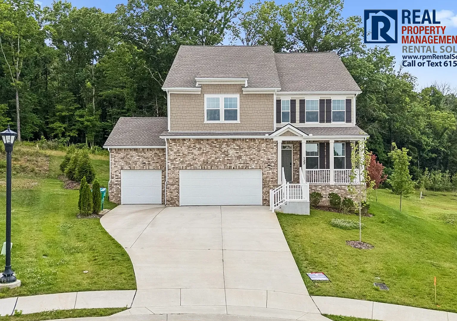 Luxury 5 bd 3 bath with office, bonus room and 3 car garage!! — Photo 1