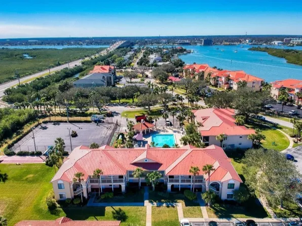 400 Bouchelle Dr APT 203, New Smyrna Beach, FL 32169