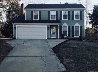 8302 Kirkstone Ct, Charlotte, NC 28216