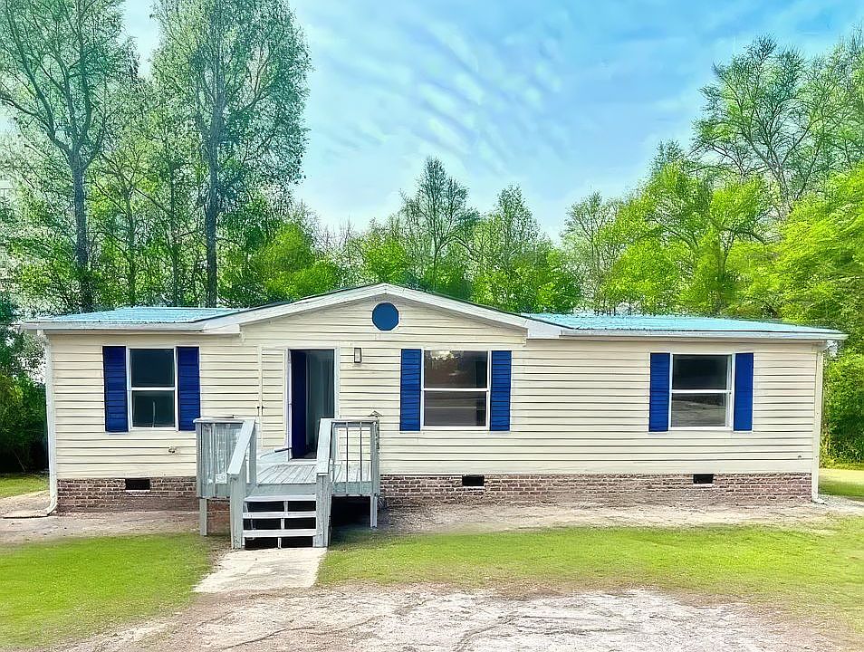 1st image of 410 Pond View Cir