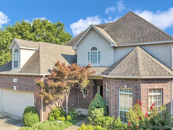 3rd image of 7909 E Freeport Pl