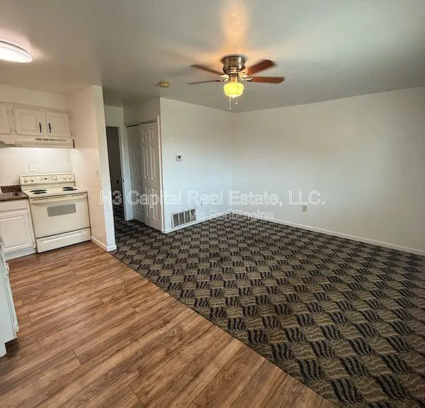 412 Madison Ave #E — Photo 3