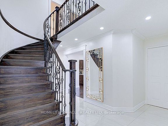 4th image of 55 Castlehill Rd