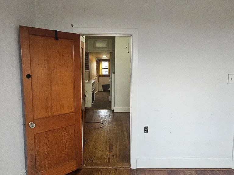 3287 E Thompson St #2 — Photo 4