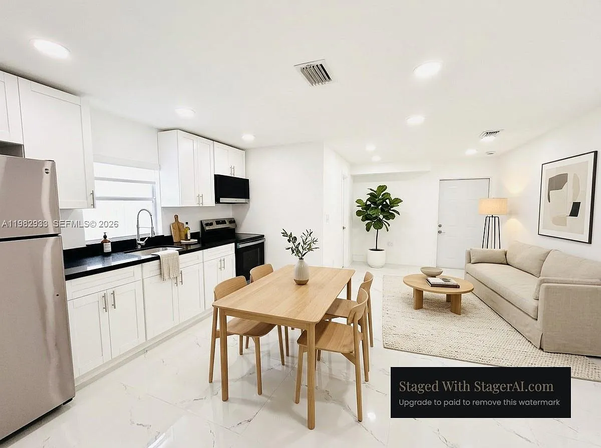 Building Photo - 3354 NW 50th St #3