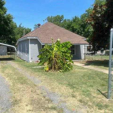 815 N B St — Photo 4