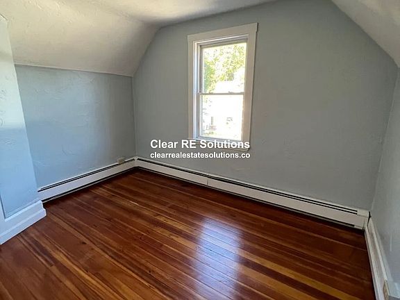 2nd image of 221 Hartford St