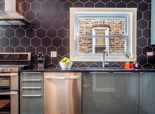 5203 N Winthrop Ave #2, Chicago, IL 60640