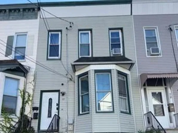 77 Orient Ave, Jersey City, NJ 07305
