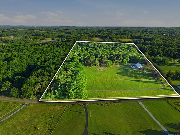 2nd image of 450 Paul Thompson Rd