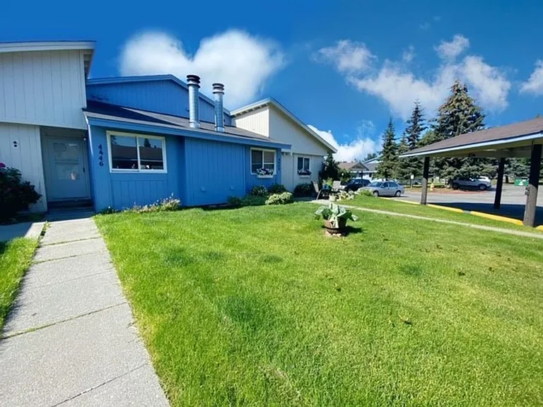 4446 Reka Dr — Photo 4
