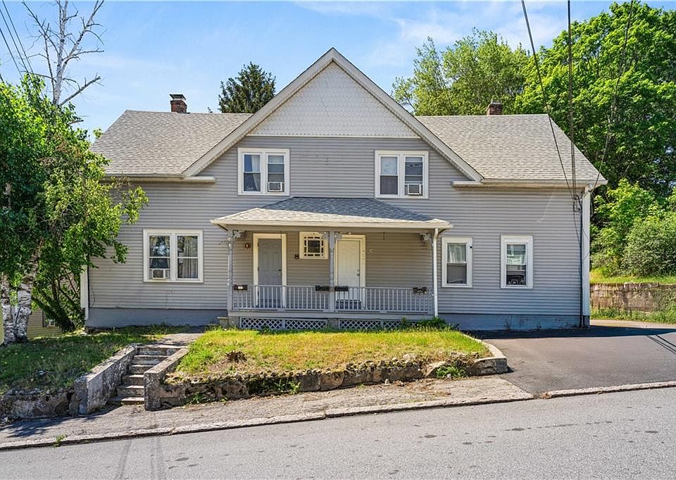 1st image of 32 Harris Ave