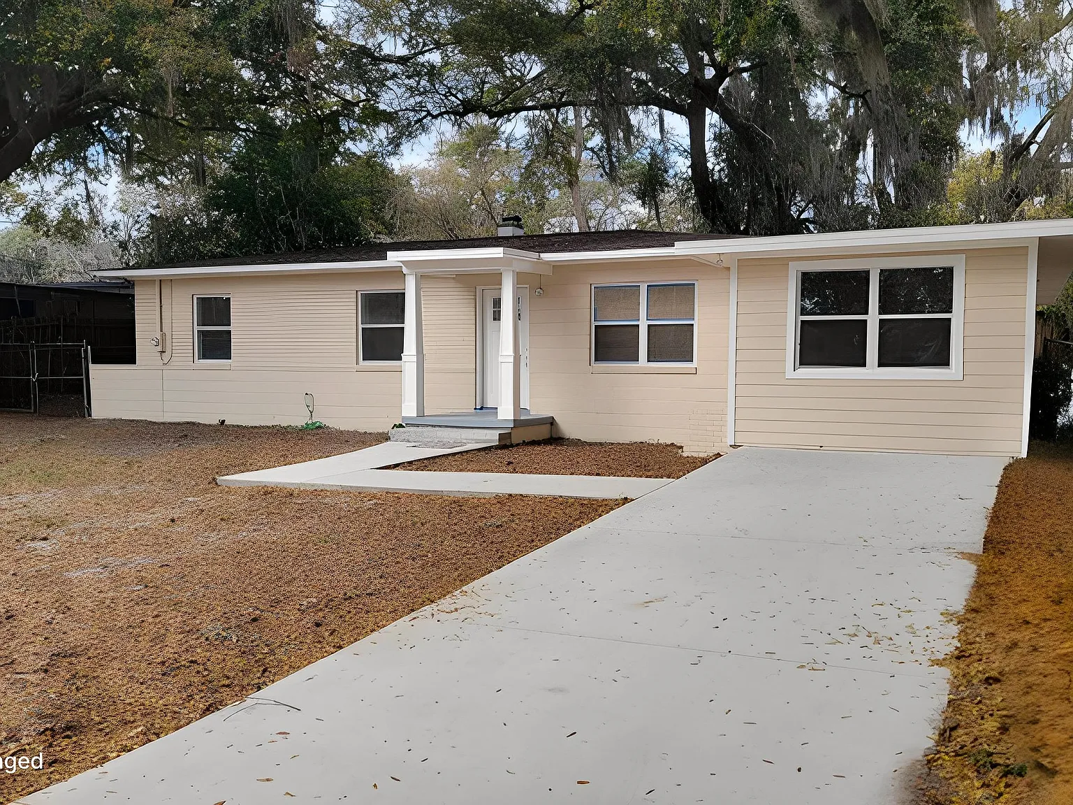 5 bed, 1638 sqft, $2,400 — Photo 2