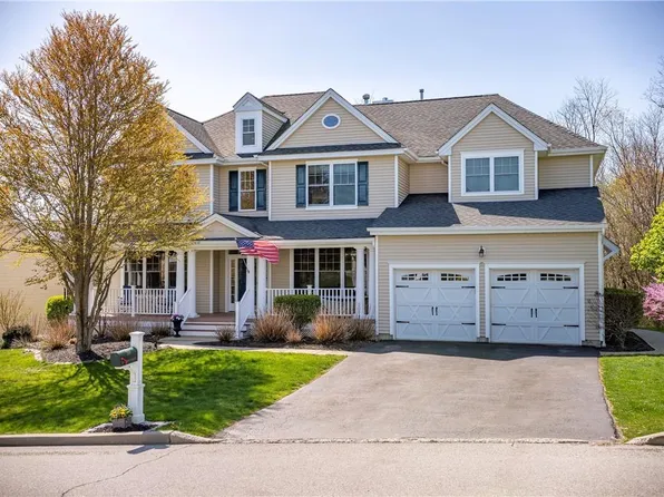 39 Bayberry Street, Hopewell Junction, NY 12533