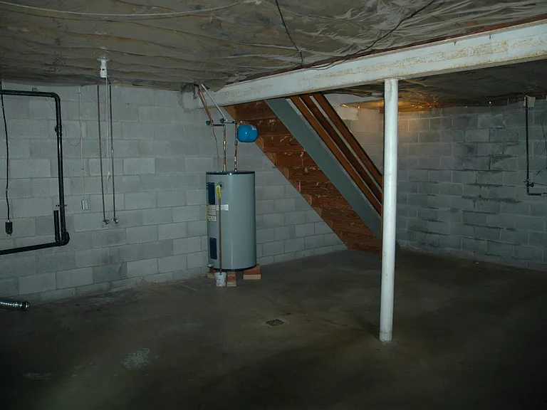 510 Royal Rd — Photo 15