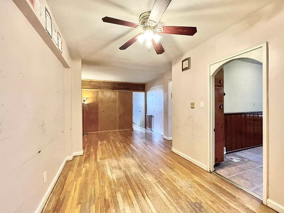 1st image of 142-15 26th Ave #G