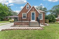 Burger Ave-S1308-001.jpg