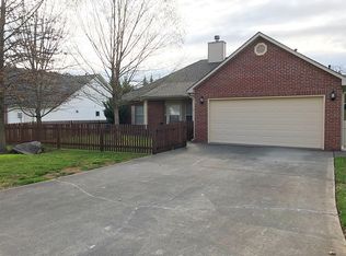 1824 Hunters Hill Blvd, Maryville, TN 37803