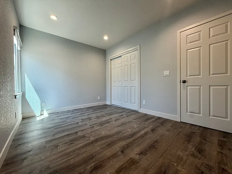 3519 Hoover St — Photo 9