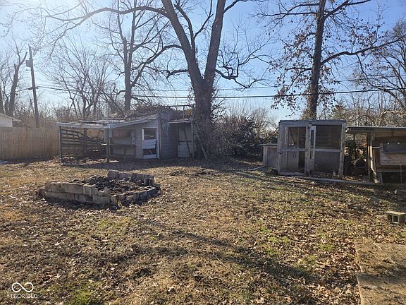 4th image of 2005 Blue Ridge Dr