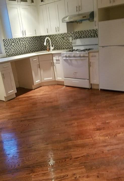 1st image of 22411 59th Ave #2
