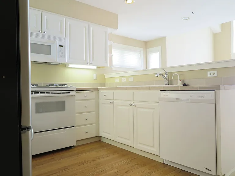 10267 NW Alder Grove Ln — Photo 5
