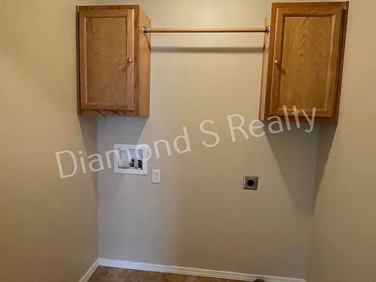 1452 N Ethyl Ave — Photo 5
