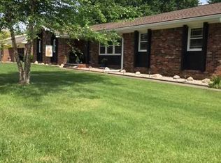 7944 Meadow Ln, Newburgh, IN 47630