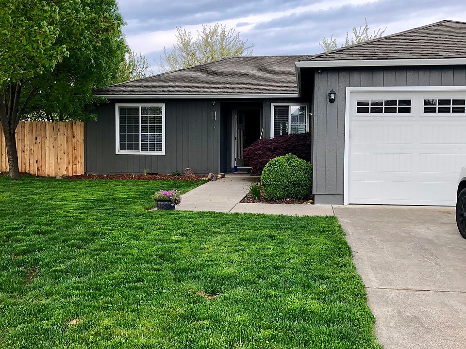 1st image of 3826 Heritage Way