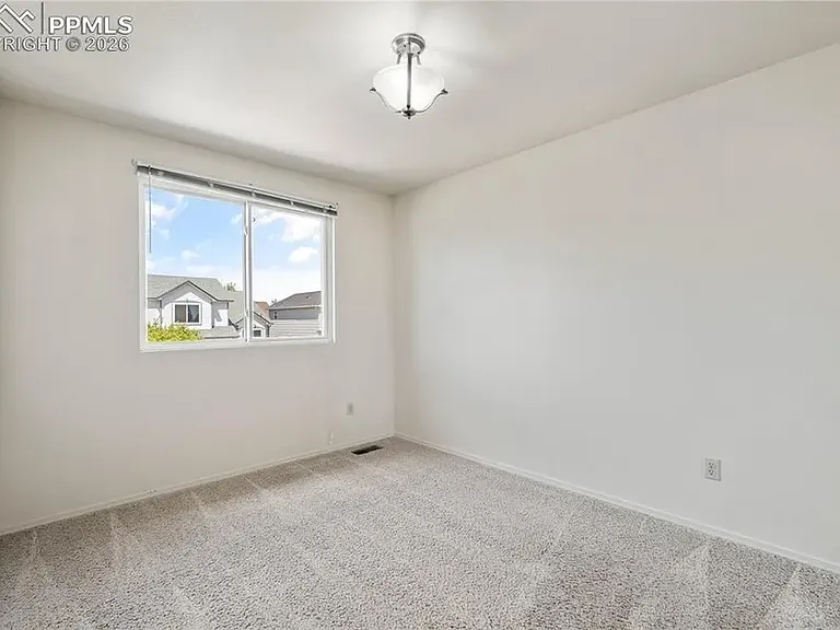 8049 Cooper River Dr — Photo 13