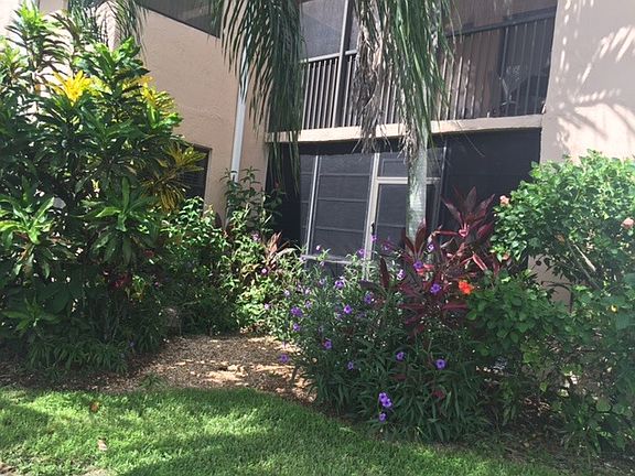 2nd image of 1151 N Liberty Ave #1151C