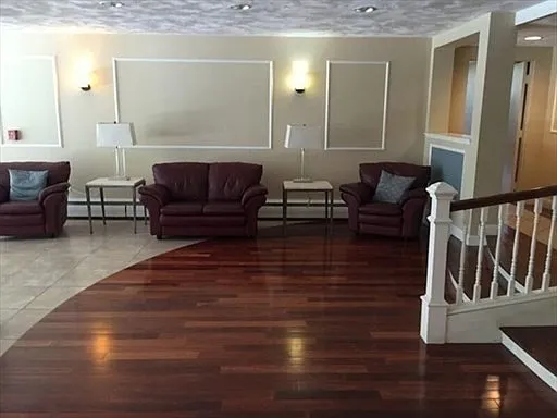 50 Green St #405 — Photo 9