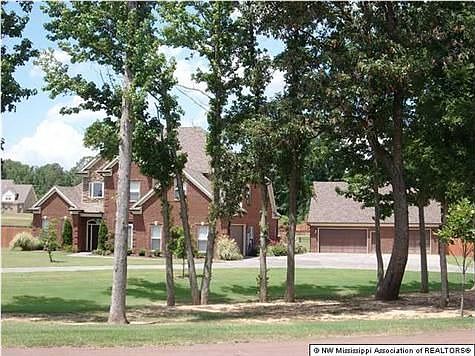3rd image of 2505 Oak Crossing Dr