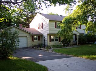 12500 Silverbirch Ln, Laurel, MD 20708